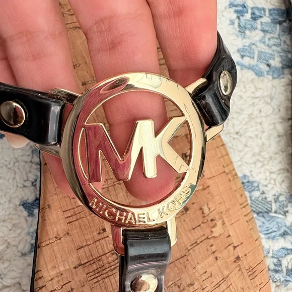 MICHAEL Michael Kors Charm Jelly Sandals - Picture 4 of 5